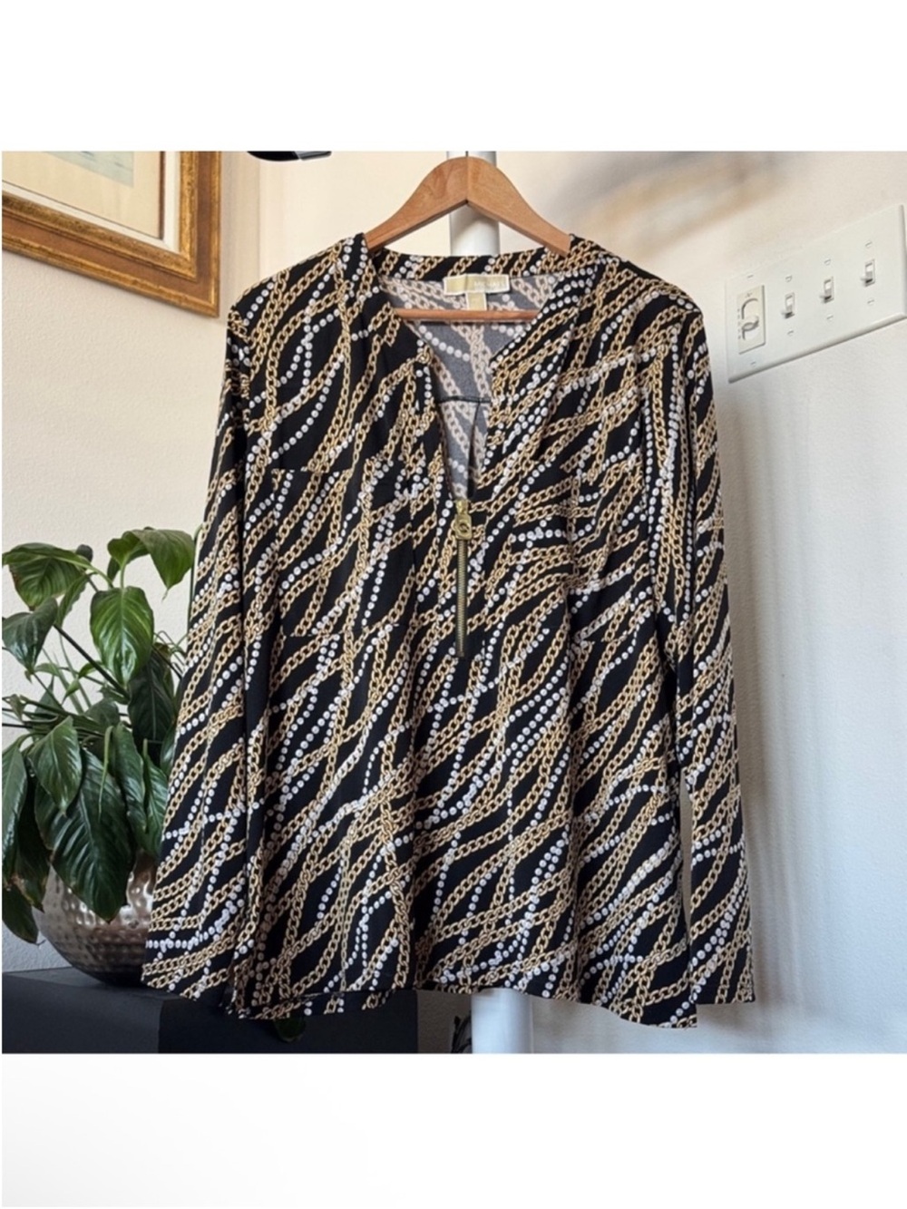 Michael Kors Top Blouse Sz XXL Zip Up Logo MK  Black Gold Chain Pearl Print